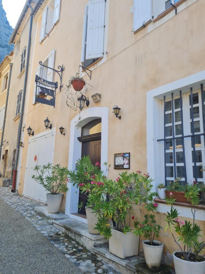 무스티에생마리 Le Baldaquin B&B 외부 사진