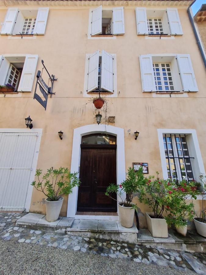 무스티에생마리 Le Baldaquin B&B 외부 사진