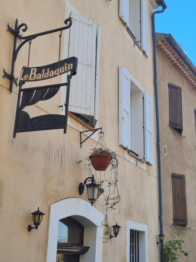 무스티에생마리 Le Baldaquin B&B 외부 사진